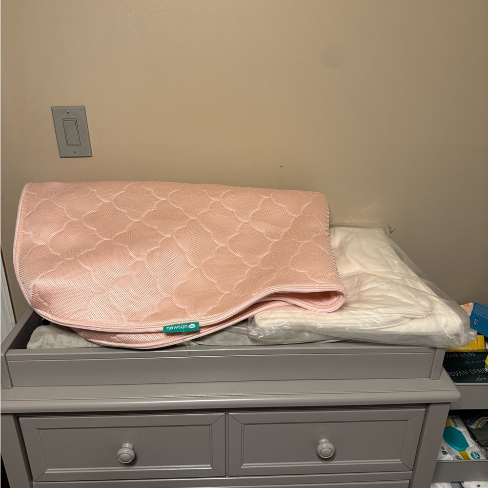 Newton mattress cover in pink/ mattress protecter